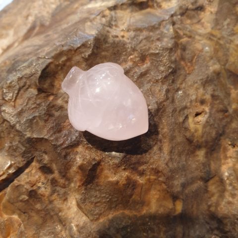 rozsakvarc-makk-asvany