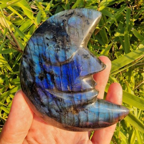 labradorit-asvany-felhold