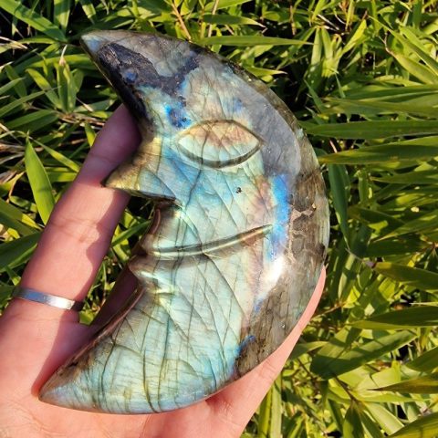 labradorit-asvany-felhold