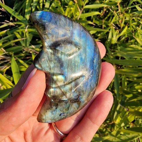 labradorit-asvany-felhold