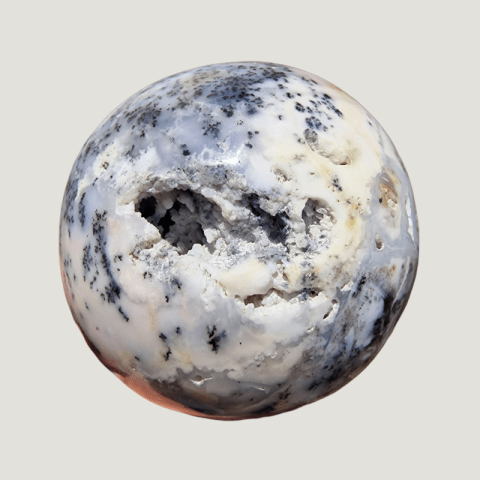 merlinit-asvany-golyo