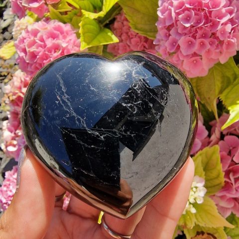 turmalin-asvany-sziv