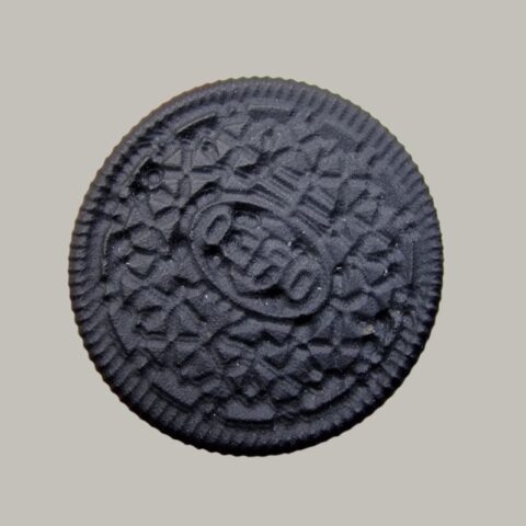 Oreo keksz formájú kőből készült vicces ásvány dekoráció